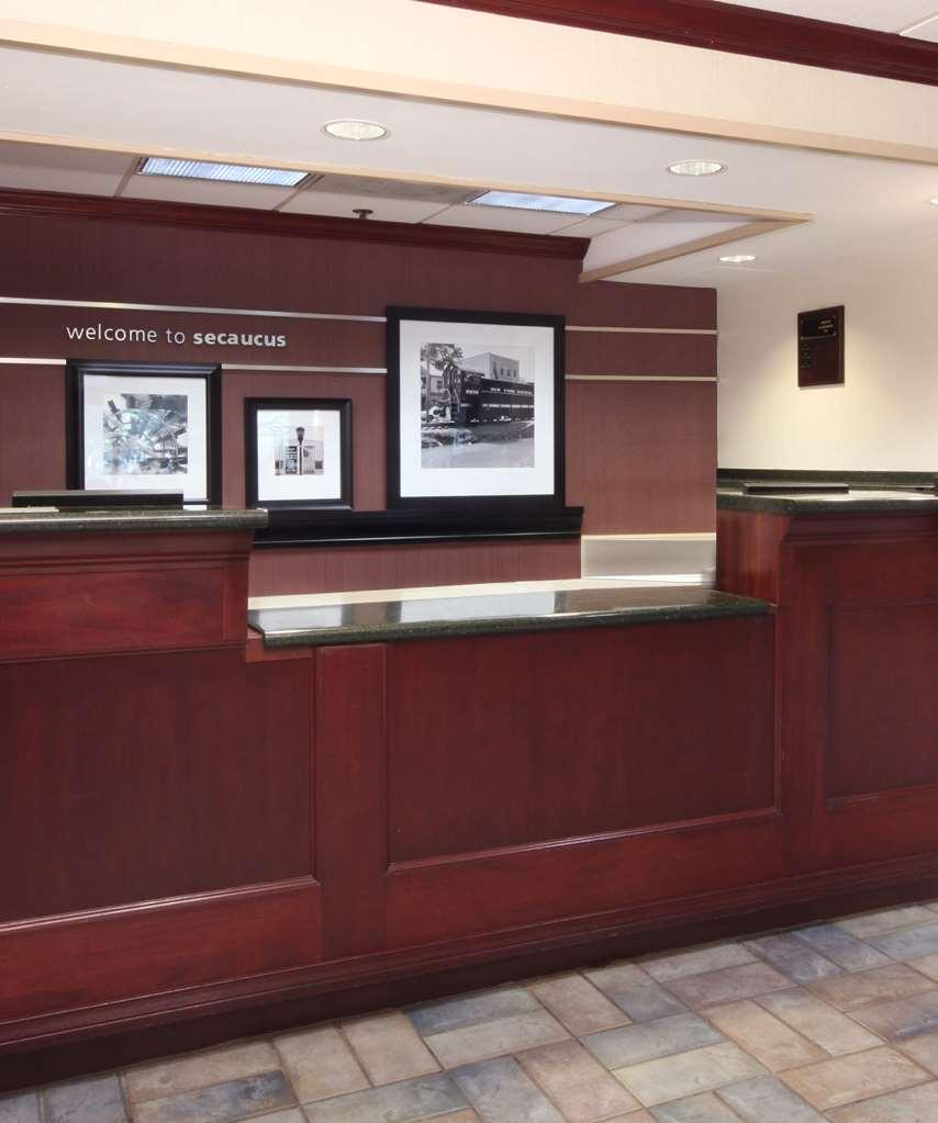 Best Western Plus Meadowlands 세카우커스 외부 사진