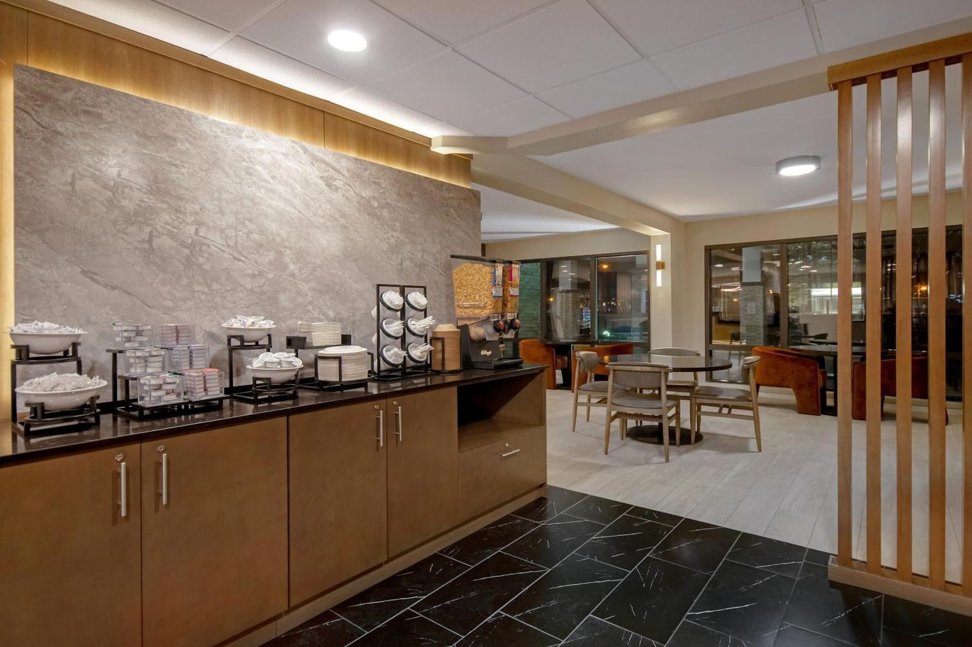 Best Western Plus Meadowlands 세카우커스 외부 사진