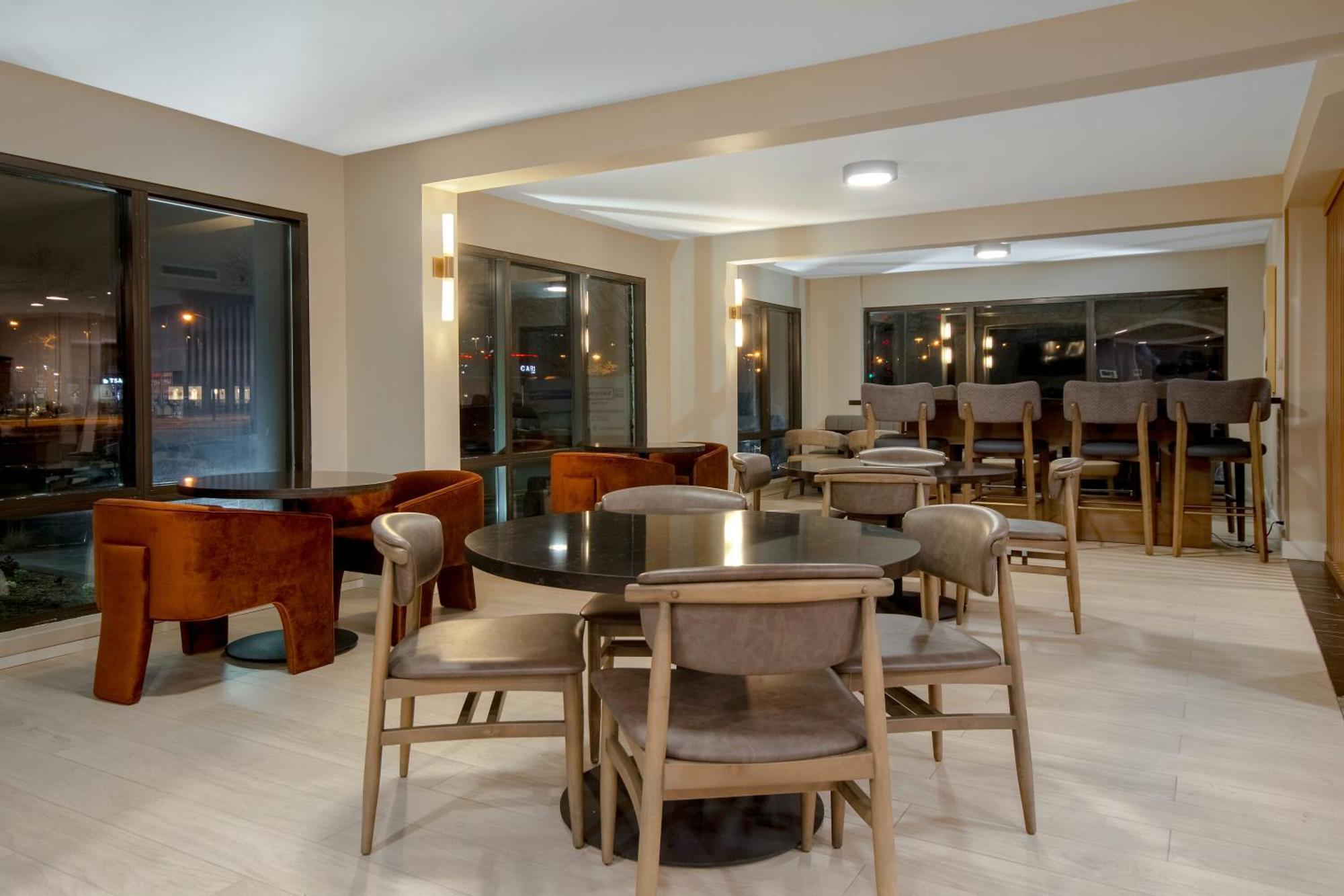 Best Western Plus Meadowlands 세카우커스 외부 사진
