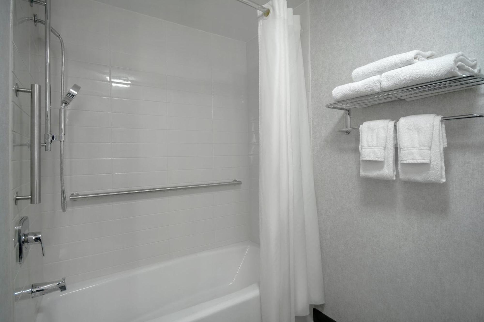 Best Western Plus Meadowlands 세카우커스 외부 사진